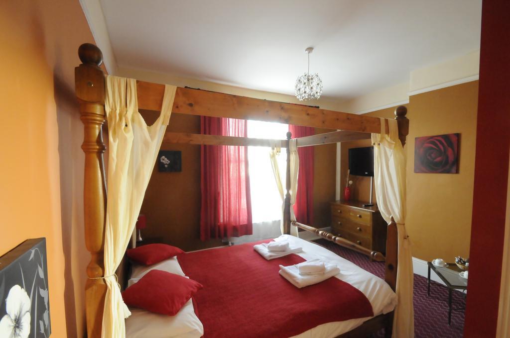 Royal Oak Hotel Hawkhurst Dış mekan fotoğraf